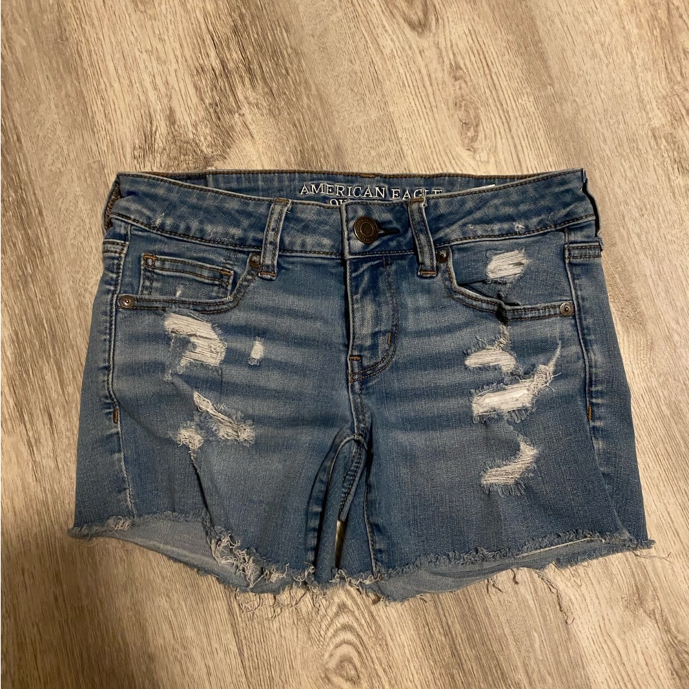 American Eagle Size 4 Shorts